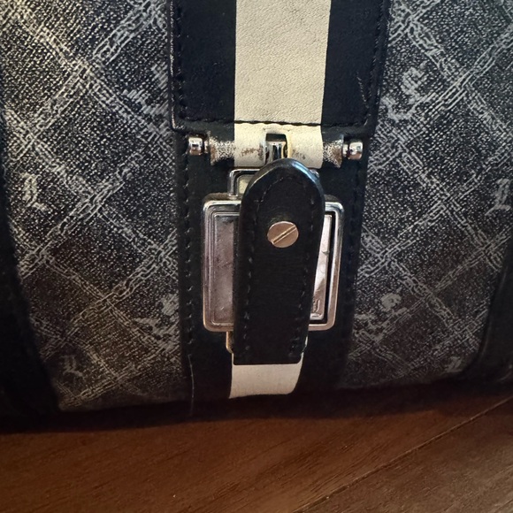 L.A.M.B. Oxford Silver Triple Zip Satchel Handbag - Picture 5 of 11